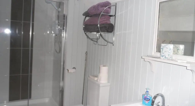 Апартаменты Deluxe Claremont House Holiday Apartments