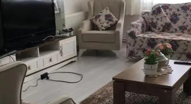 100m2 apartment, central location, free parking, Rezerwuj Apartament Hotele w Karabağlar z parkingiem, Parking