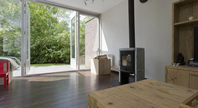 Welcoming Holiday Home in Grou Near River, Book Hotel Grou Frisian lakes