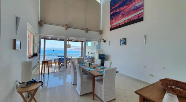 Вилла Luxury Suite Artemisia by the sea