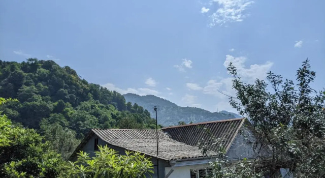Simona Guest House, Book Guesthouse Kvariati 