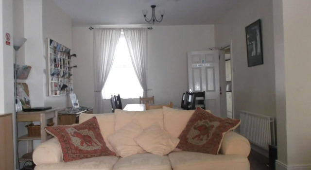Fairman House - Hostel, Забронировать Хостел Хостелы Лондондерри, рядом с City Cemetery, Хостел