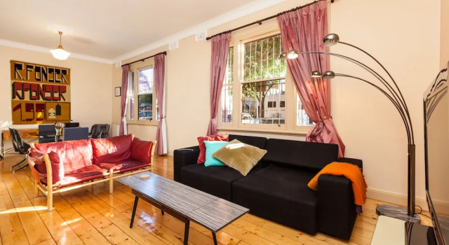 Апартаменты Premium MADELINE, 1BDR Fitzroy Apartment