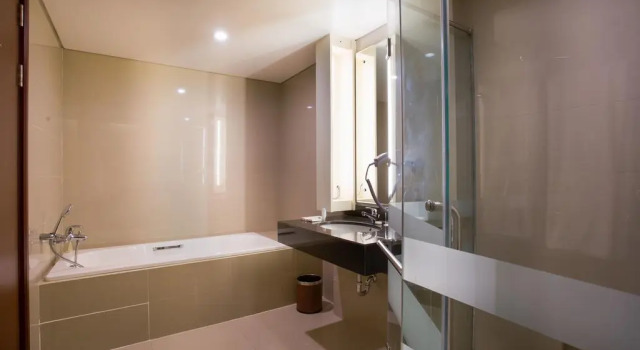 Полулюкс Golden Palace Hotel Lombok