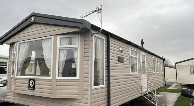 Modern 3-bedroom Caravan Near Beach at T, Забронировать Курортный отель Курортные отели Абергейл, Курортный отель