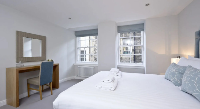 Destiny Scotland New Town Apartments, Забронировать Апартаменты/квартира Отели Эдинбурга с парковкой, рядом с Church of St Andrew &amp; St George, Парковка