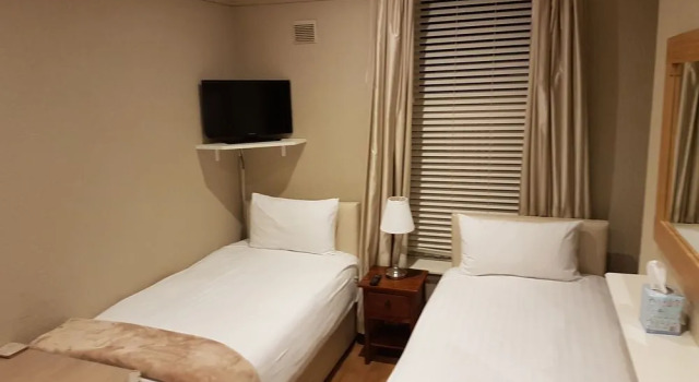 East Park Lodge, Забронировать Отель Отели Дублина с парковкой, рядом с Больница заболеваний глаза и уха имени Королевы Виктории, Парковка