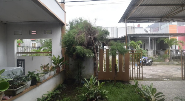 OYO 92714 Miracle Kost, Prenota Hotel Hotel a Sulawesi con parcheggio, Parcheggio