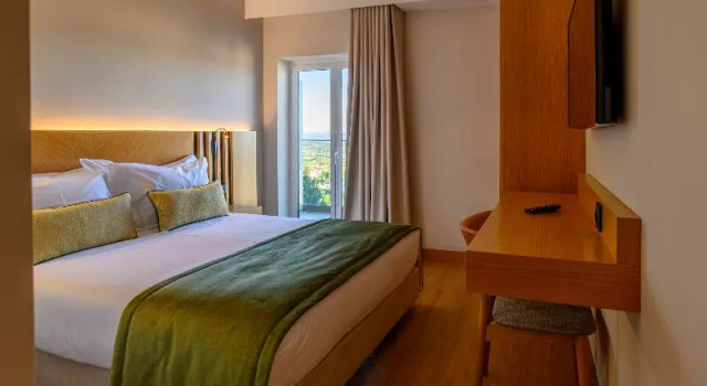 Номер Standard с балконом Santa Eufémia Covilhã Hotel