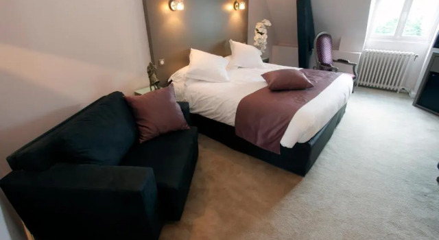 Четырёхместный номер Prestige Hotel Château de la Barbinière