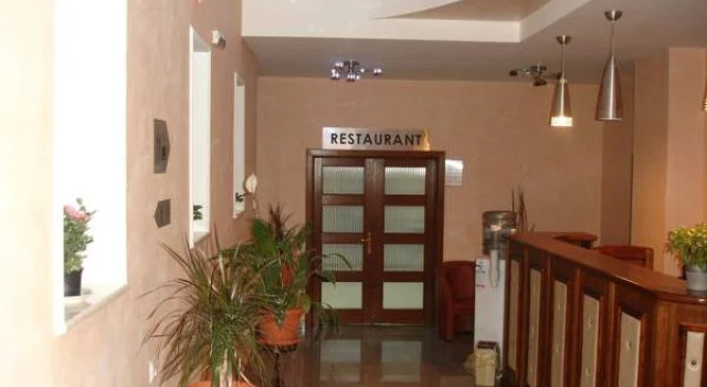 Hotel Lucy Star, Varaa Hotelli Cluj-Napoca 