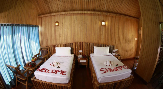 Номер Deluxe с балконом KMA SHWE PYI BAGO Resort