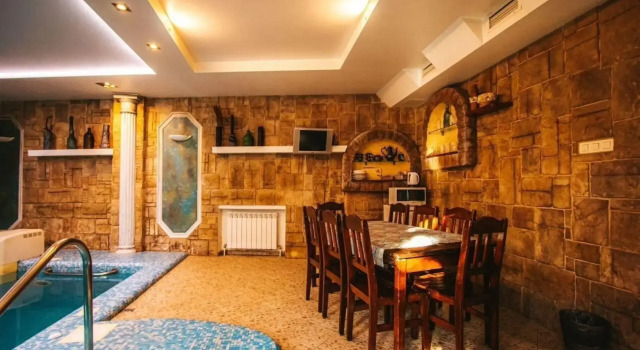 Premium Cottage Egoist Club