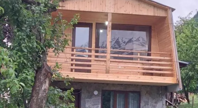 Guesthouse Shkhelda, Prenota Hotel Mestia Samegrelo Zemo-Svaneti