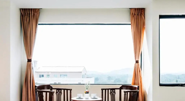 Двухместный номер Standard Sinkiat Thani Hotel