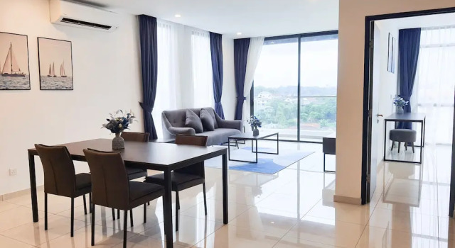 Люкс Ramada Suites by Wyndham The Straits Johor Bahru