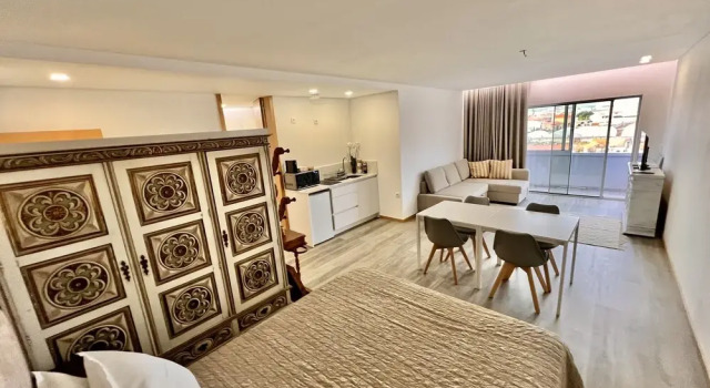 Студия Charming Studio Apartment in Povoa de Varzim