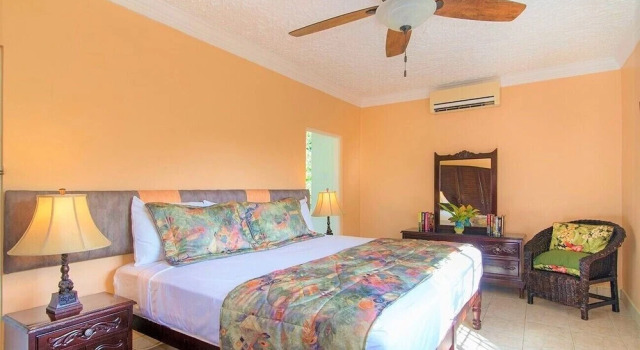 Mais oui Tennis and Spa Villa, Rezervați Stațiune Rio Bueno Jamaica