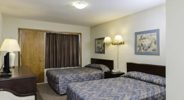 Семейный номер Standard с балконом The Cavalier Inn
