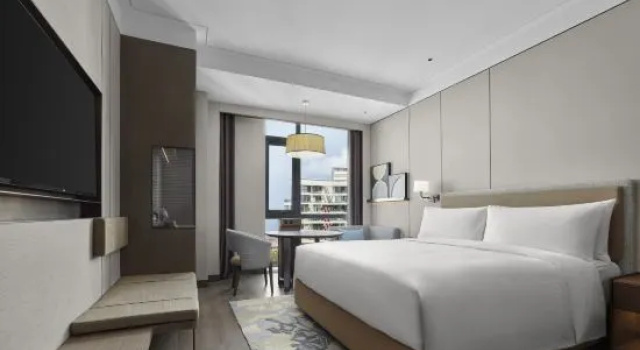 Номер Standard с видом на море Doubletree By Hilton Yantai Golden Coast Hotel & Suites