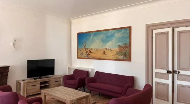 Domaine clos et arboré de 3 ha avec deux maisons, Réserver Villa Lamothe-Montravel 