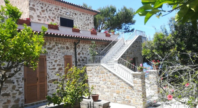 Casa Baccari, Забронировать Отель Кастеллабате Cilento Coast