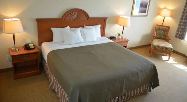 Red Coach Inn & Suites, Reserva ahora Hotel Red Oak Iowa