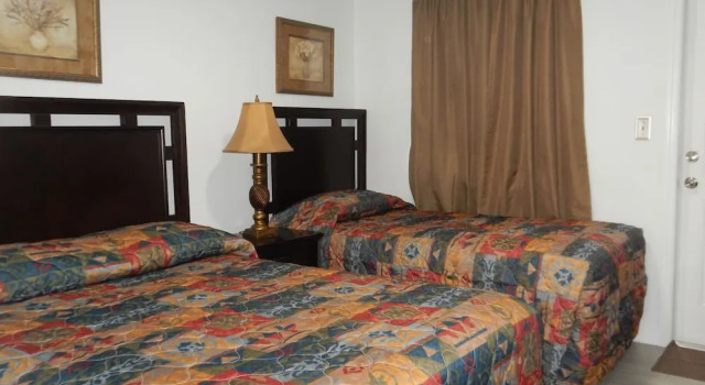 Трёхместный номер Standard Shell Motel Hollywood