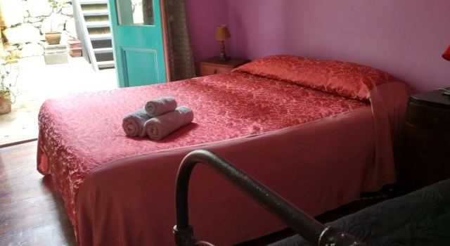 Allegretto Bed & Breakfast, Забронировать Отель Вальпараисо область Вальпараисо, рядом с Yuguslavo Walk