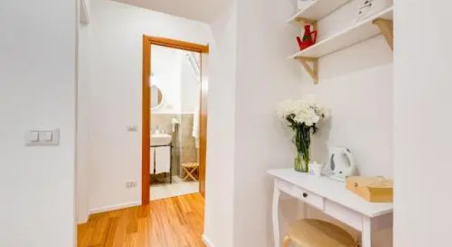 Lovely and modern nest near the Colosseum