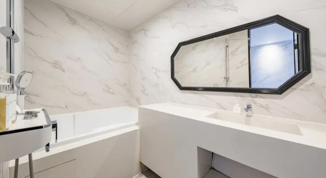 Номер Deluxe H moment Hotel songjeong