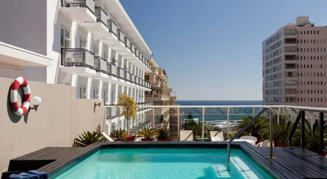 Номер Superior Protea Hotel by Marriott Cape Town Sea Point