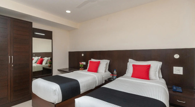 Capital O 27794 Virgo Comfort Homes, Забронировать Отель Отели штата Тамилнада с бассейном, Бассейн
