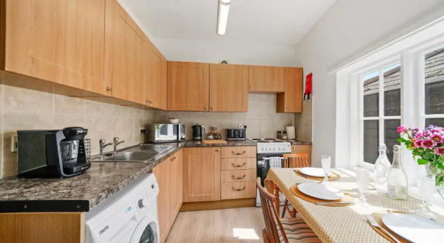 Апартаменты Cosy 3 bedroom house in the heart of Canterbury