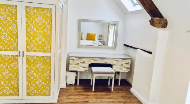 Коттедж The Old Coach house- a delightful home from home