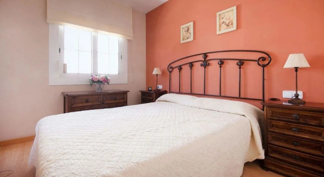 R17 Casa MERCÉ RODOREDA, Buchen Sie Villa Calafell Baix Penedès