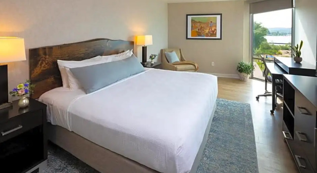 Двухместный номер Standard с видом на море Delamar Traverse City