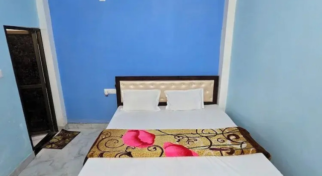 Двухместный номер Deluxe Avadh Dham Guest House