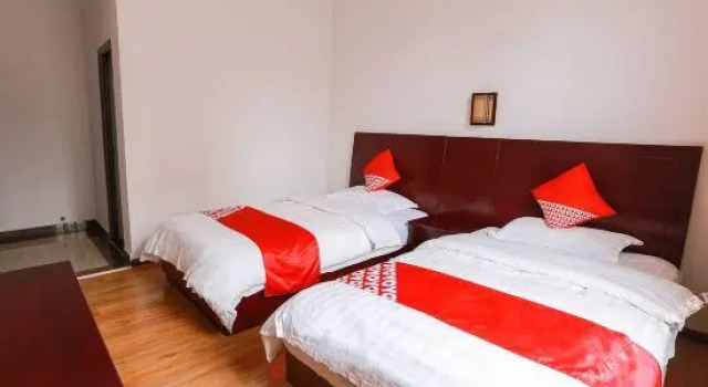 Shuanghong Hotel, Rezerwuj Hotel Dali Yunnan