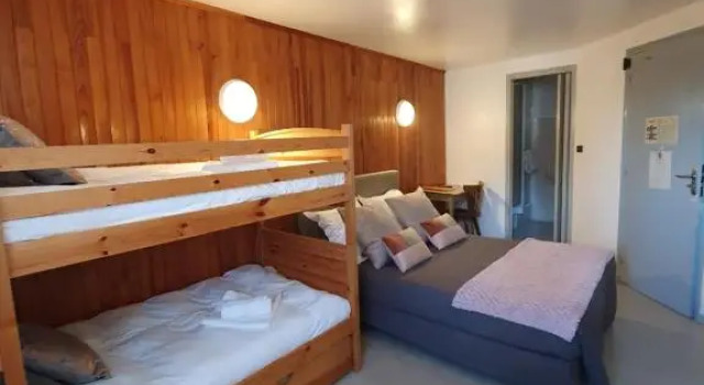 Четырёхместный номер Standard Hotel Lenvie des mets