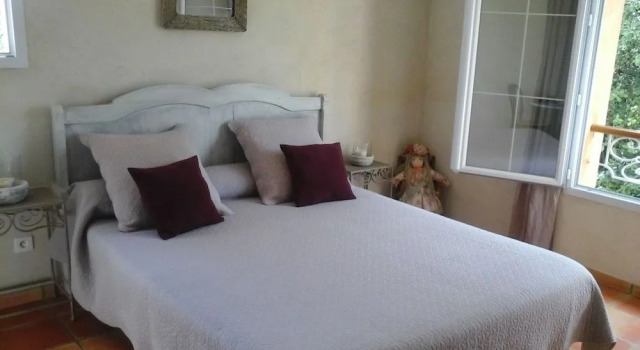 La Maison de Campagne, Book Bed and Breakfast Hoteller i Green Provence med pool, Swimmingpool