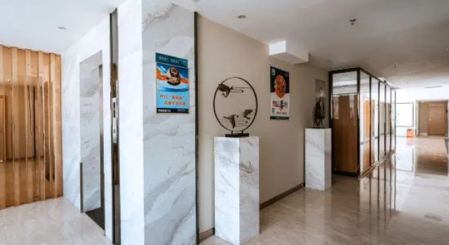 Tongxiang Hotel (Dawangshan Forest Park), Boek Hotel Hotels in Guangdong met parkeren, Parkeren