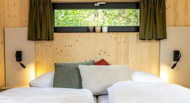 Modern Holiday Home With sun Shower