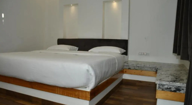 Апартаменты с 2 комнатами Solace Suites - Kasauli Barog First Hometel