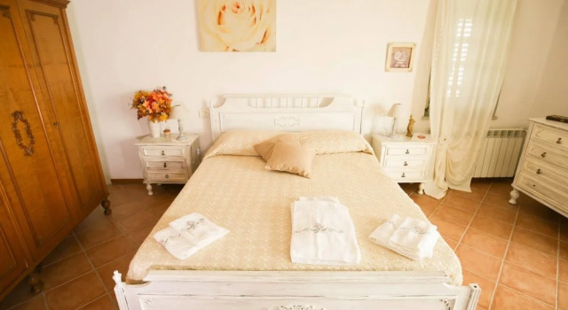 Italian Charming Mansion in the County Side Enjoy Umbria, Varaa Hotelli Campello sul Clitunno Umbria