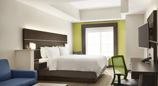Двухместный номер Standard Holiday Inn Express Hotel & Suites Durant by IHG