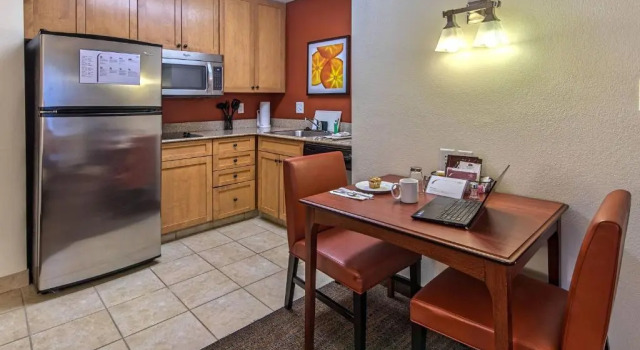 Двухместный люкс c 1 комнатой Residence Inn by Marriott Fayetteville Cross Creek