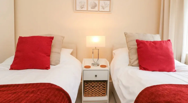 Courtyard Cottage, Rezervasyon Tatil Evi Merseyside villalar, Villa