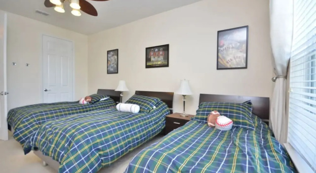 Vista Cay Three-bedroom