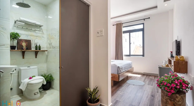 HoLo Central Saigon - Serviced HomeStay, Забронировать Дом для отпуска Коттеджи Хошимина, рядом с People's Committee Building, Коттедж